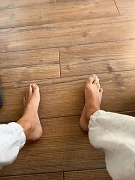 Manu97k online show from January 13, 10:30 am