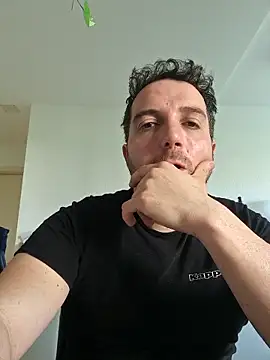 spaccaa online show from April 11, 8:51 am