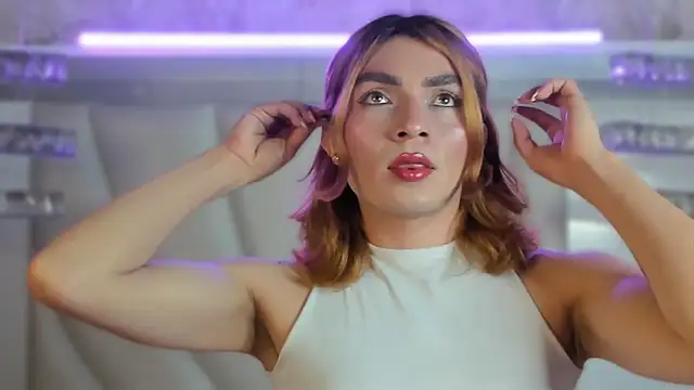 Tommy Lovee online show from April 8, 4:46 am