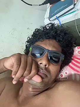 arjuned02 online show from November 21, 6:40 pm