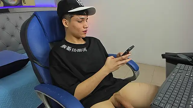 SamBlack  online show from March 5, 12:56 pm