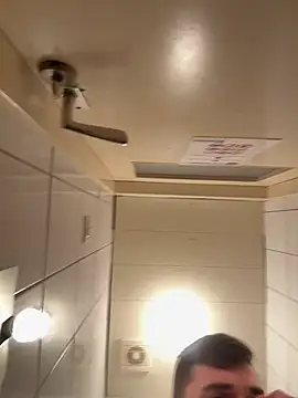 Sisuuu18 online show from March 7, 11:13 pm