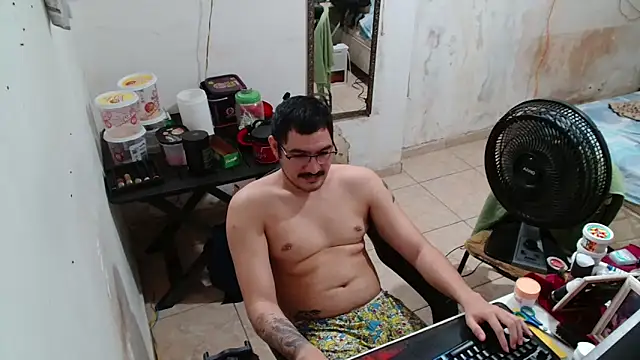 Leonino231 online show from December 18, 4:25 pm