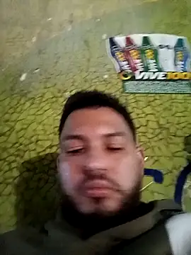 Frank0021 online show from May 17, 2:41 am