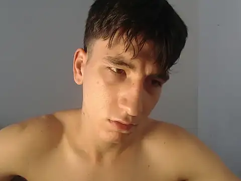 younewmaster online show from November 6, 4:32 pm