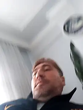 Snapshot of mert0359 chatting on September 29, 10:03 am mert0359 online show from September 29, 10:03 am