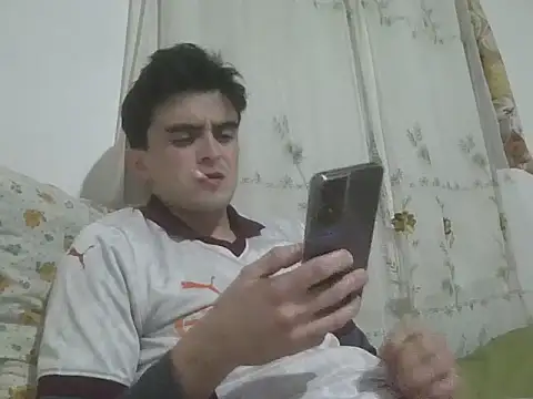 Rodrigo99 9 online show from May 20, 3:57 am