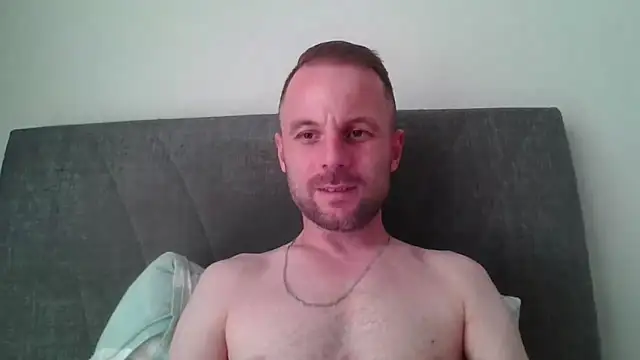 isimsizsikicii online show from June 5, 3:18 pm