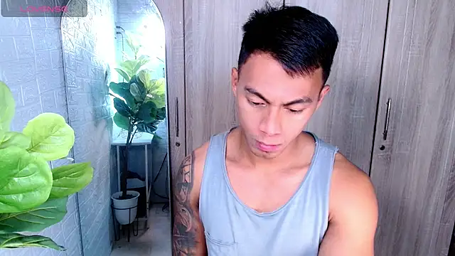 PinooyMilker online show from March 1, 2:28 pm