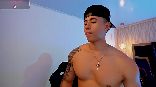 Draven Marceaux online show from March 11, 1:18 pm