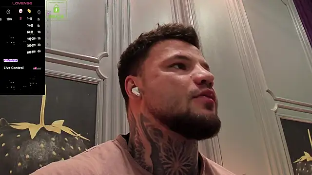 OliverSport online show from April 15, 3:45 pm