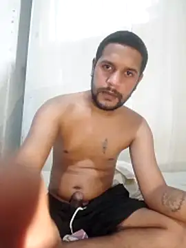 DebuggedLawn online show from March 22, 7:13 am