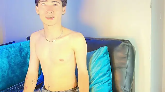  DantFox  online show from November 18, 8:12 pm