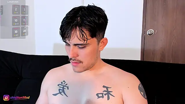 jasonxd9898 online show from April 19, 2:33 am