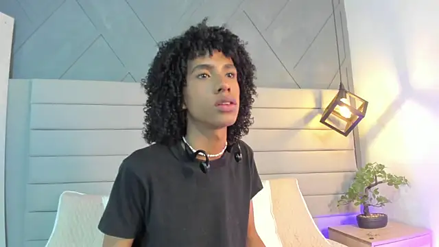 Johan gz  online show from November 29, 7:38 pm