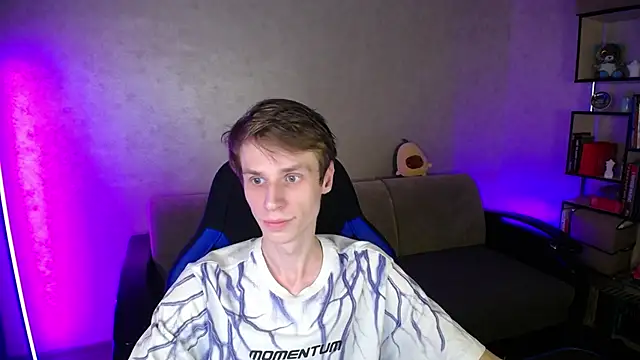 Snapshot of yes_cute_boy_ chatting on October 29, 6:55 pm yes cute boy  online show from October 29, 6:55 pm