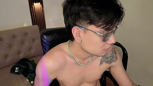 davoxer online show from April 9, 6:19 am