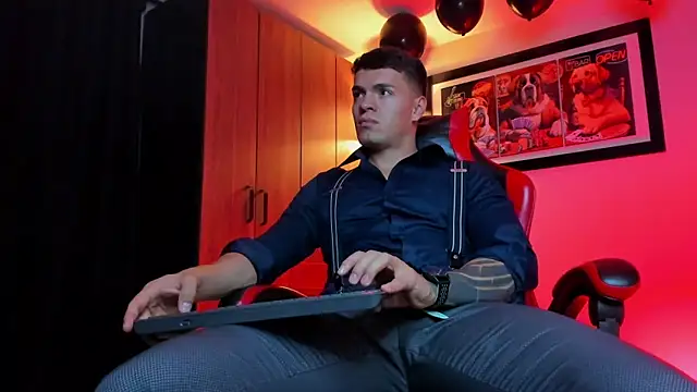 ALPHA DOMINUS  online show from November 27, 4:16 am