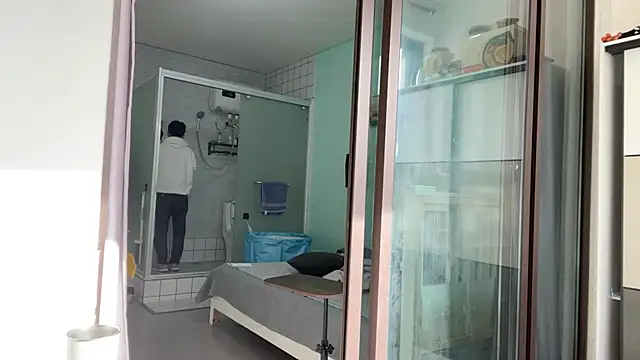 cily online show from November 27, 6:06 am