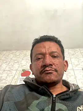 Snapshot of PIROCA-GGGG chatting on October 23, 1:25 pm PIROCA-GGGG online show from October 23, 1:25 pm