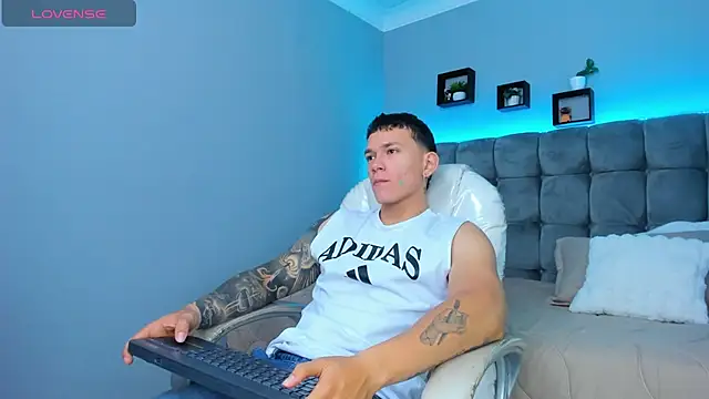 Thomas moon online show from December 16, 1:07 pm