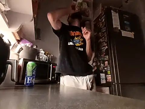 Donowan86 online show from March 3, 10:16 pm