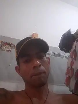 Snapshot of Flaqki chatting on October 4, 5:29 pm Flaqki online show from October 4, 5:29 pm