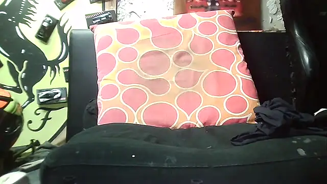 lovehairymature90 online show from February 19, 8:33 am