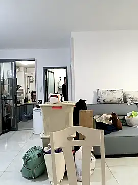 huanhuanaaaaa online show from April 1, 12:18 pm