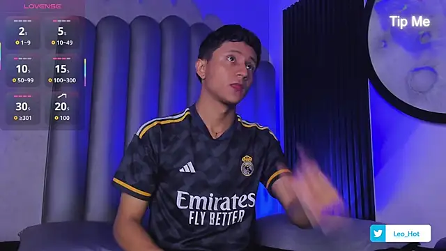  Leohot  online show from December 3, 4:07 am