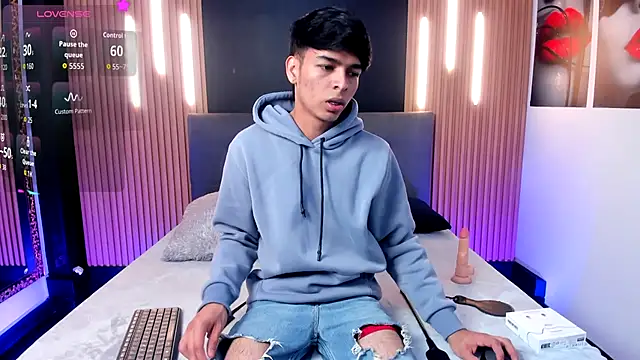 OnlyJos online show from November 15, 8:11 pm