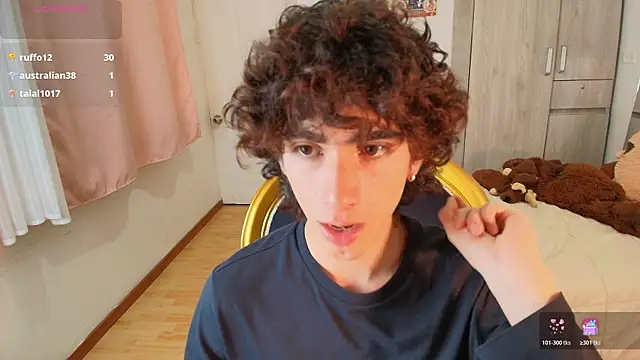 Nude Boy18 online show from November 22, 5:40 am