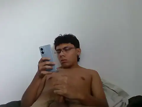 snopgz online show from December 1, 1:36 pm