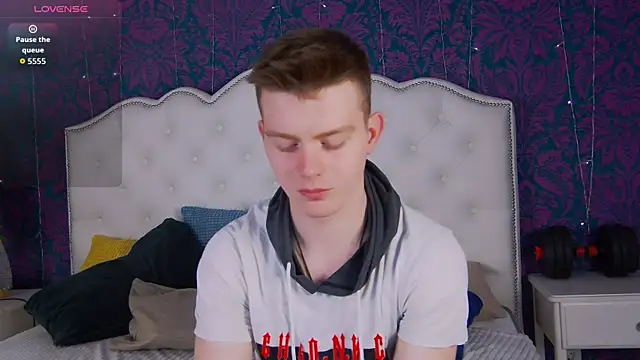 Happydeimos online show from April 18, 9:36 pm