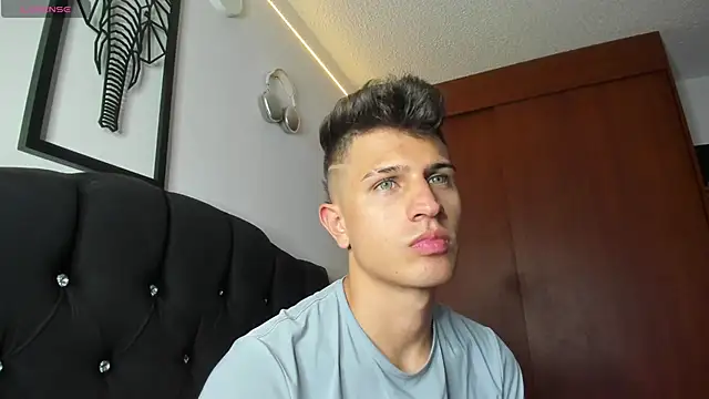 kevin ahss online show from December 3, 10:49 pm