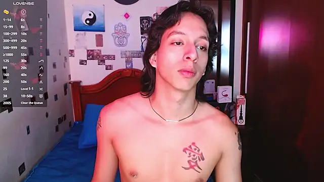 DannyPhantom555 online show from October 1, 6:01 pm