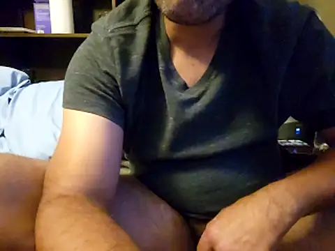 LeeCox online show from May 5, 8:49 am