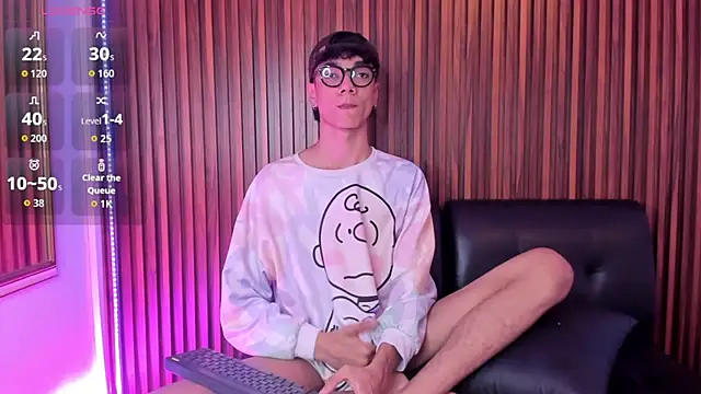 Phillicious   online show from January 15, 12:03 am