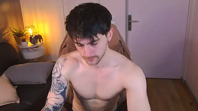 Oscar Miller  online show from March 25, 5:22 am