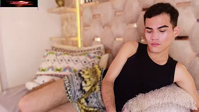 alessandro musk online show from February 5, 8:32 am