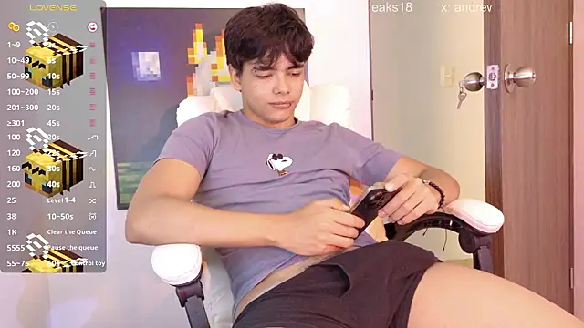 an drew18 online show from March 6, 3:42 pm