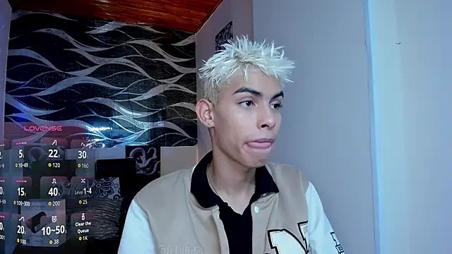 Room 69x online show from January 8, 3:34 am