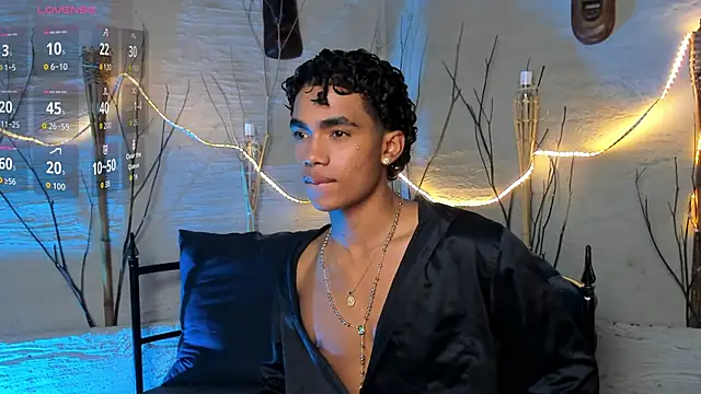 AlanCutee online show from March 21, 9:03 am