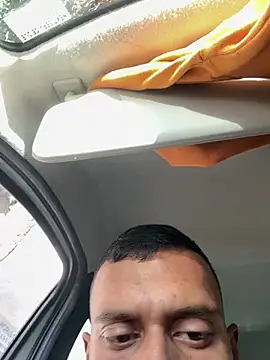 Smallboybigworld online show from March 5, 3:52 pm