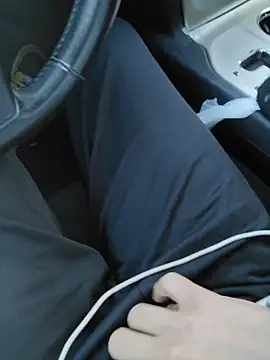 high3ndlowlife online show from November 11, 9:20 pm