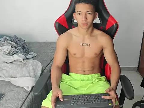 JuanchiT66 online show from February 6, 2:03 pm