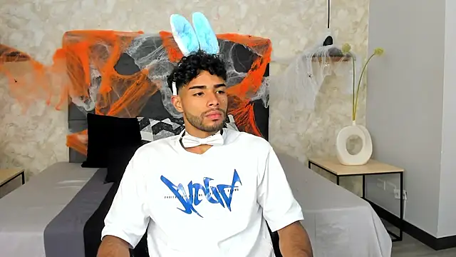 RaphaelDufort online show from October 29, 12:02 am