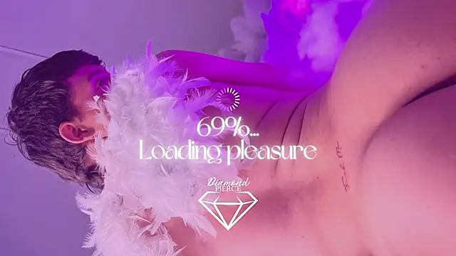 Diamond Piarce online show from October 23, 3:54 am