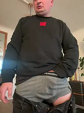 Attila120 online show from April 11, 6:33 pm