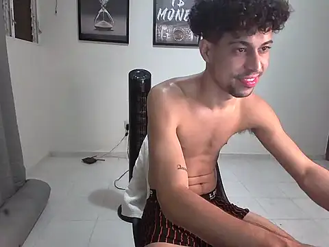 Dollarhot30 online show from January 15, 5:00 am